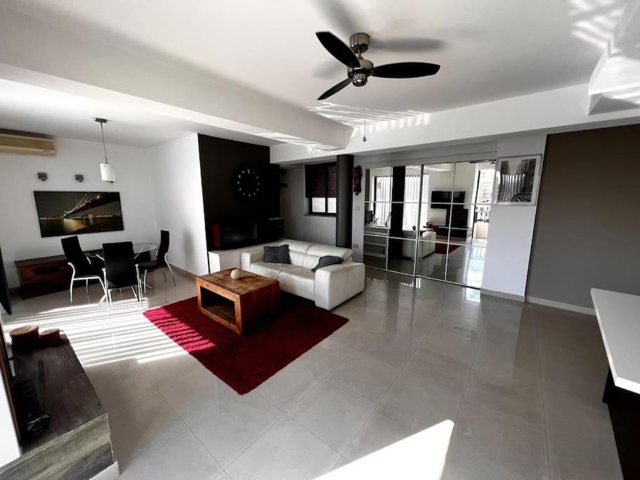 Seafront Meridionale 2Bedroom Apartment San Ġiljan Exterior foto
